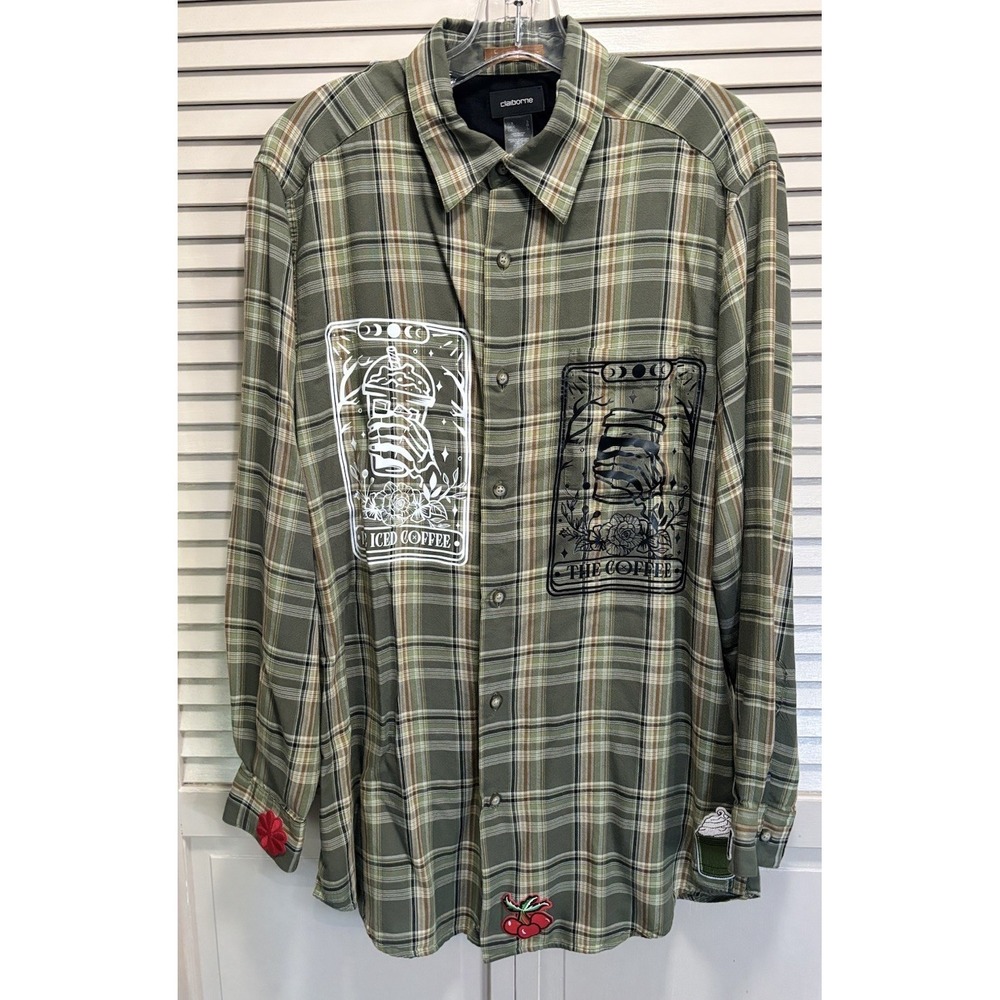 Claiborne Green Plaid Shirt Button Up‎ Long Sleeve Size Large Graphic/Patches